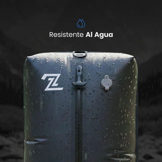 La bolsa mojada bajo la lluvia: resistente al agua